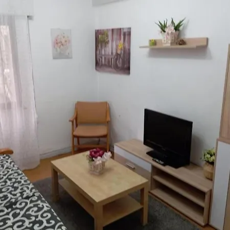 Casa Ana En Astillero * El Astillero