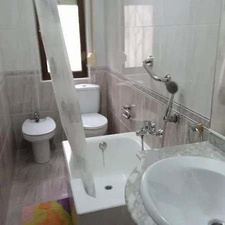 Casa Ana En Astillero * El Astillero