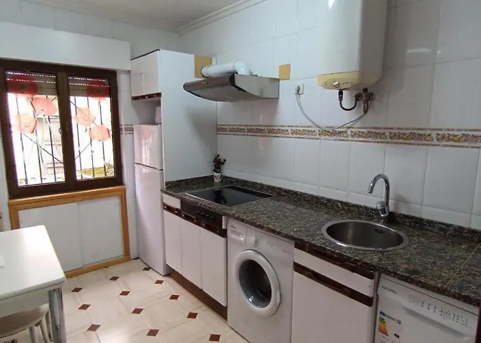 Casa Ana En Astillero 아파트